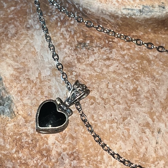 Silver Reversible heart filigree  pendant - Picture 6 of 7